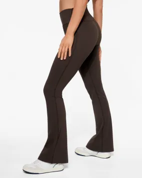 ASTOR ACTIVE FLARE PANT COFFEE BEAN