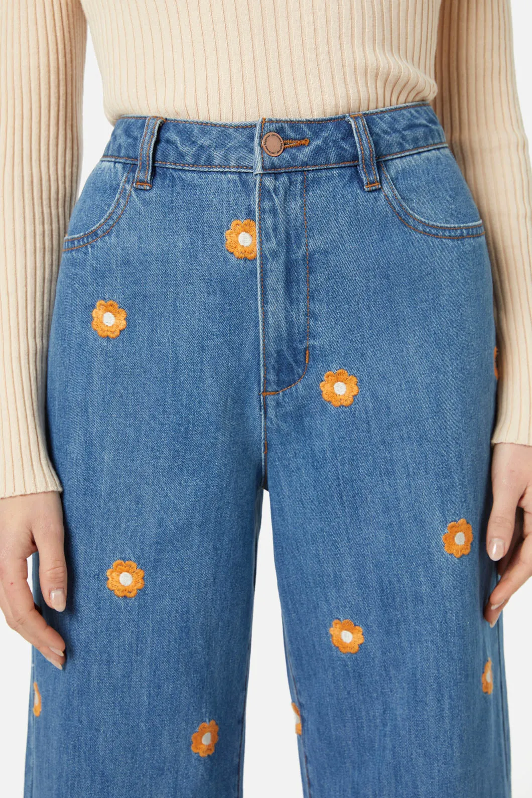 Flower Field Embroidered Jean