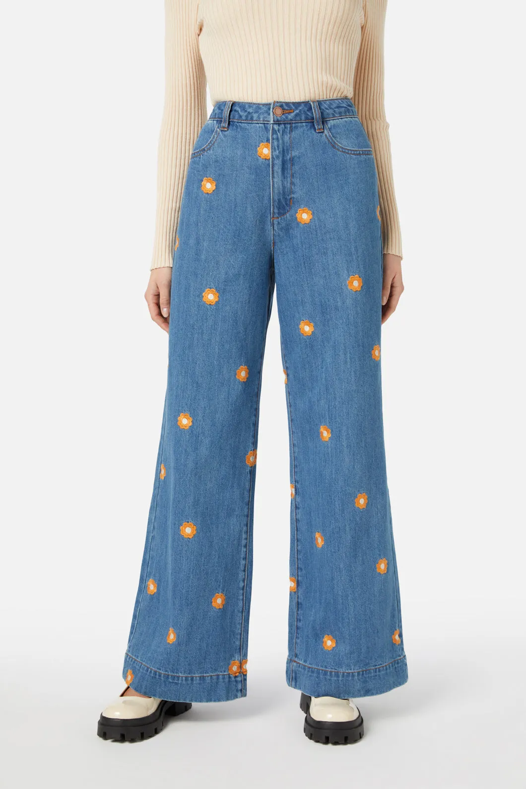 Flower Field Embroidered Jean