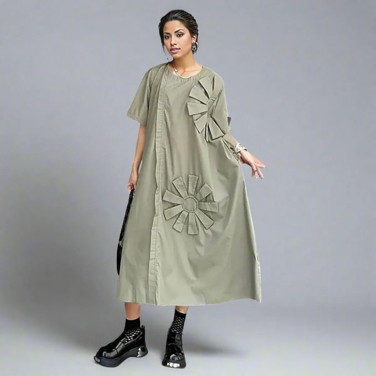 Mid-Length Dress with 3D Flower Decoration - Black & Olive