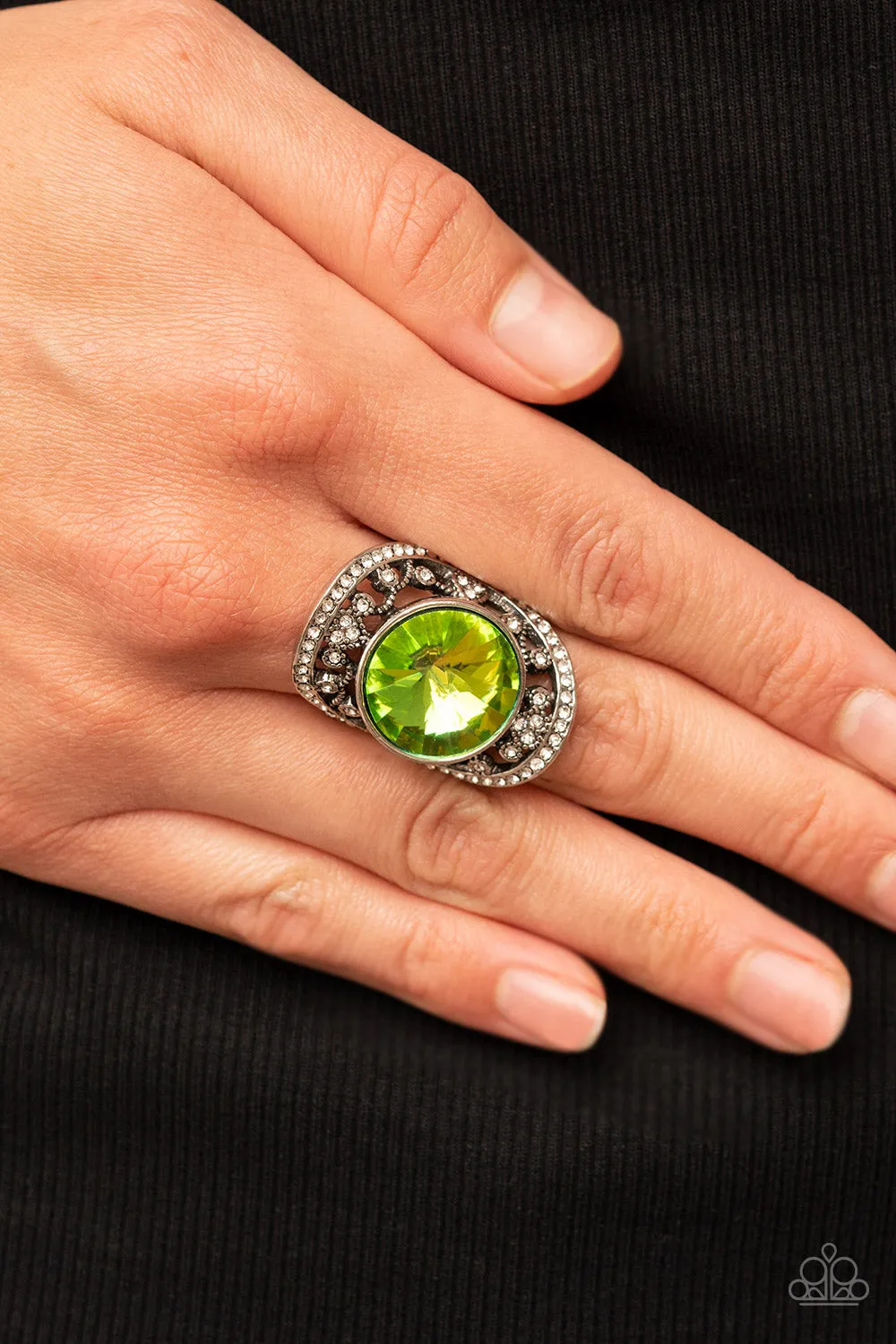 Paprazzi Accessories - Galactic Garden - Green Ring