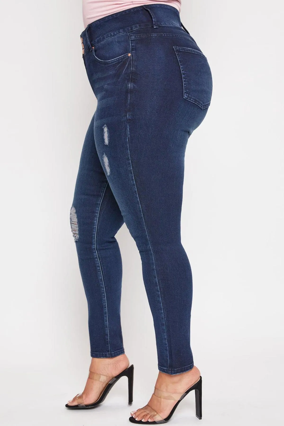 Plus Size Women's Essential  Skinny Jeans