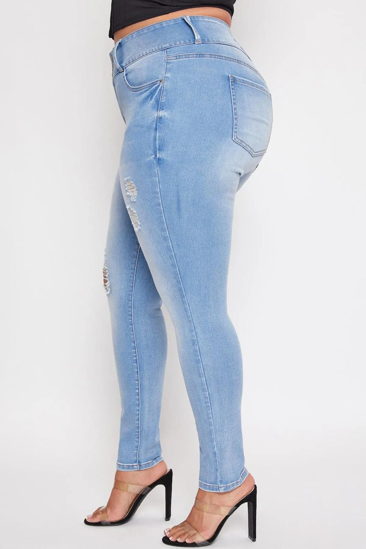 Plus Size Women's Essential  Skinny Jeans