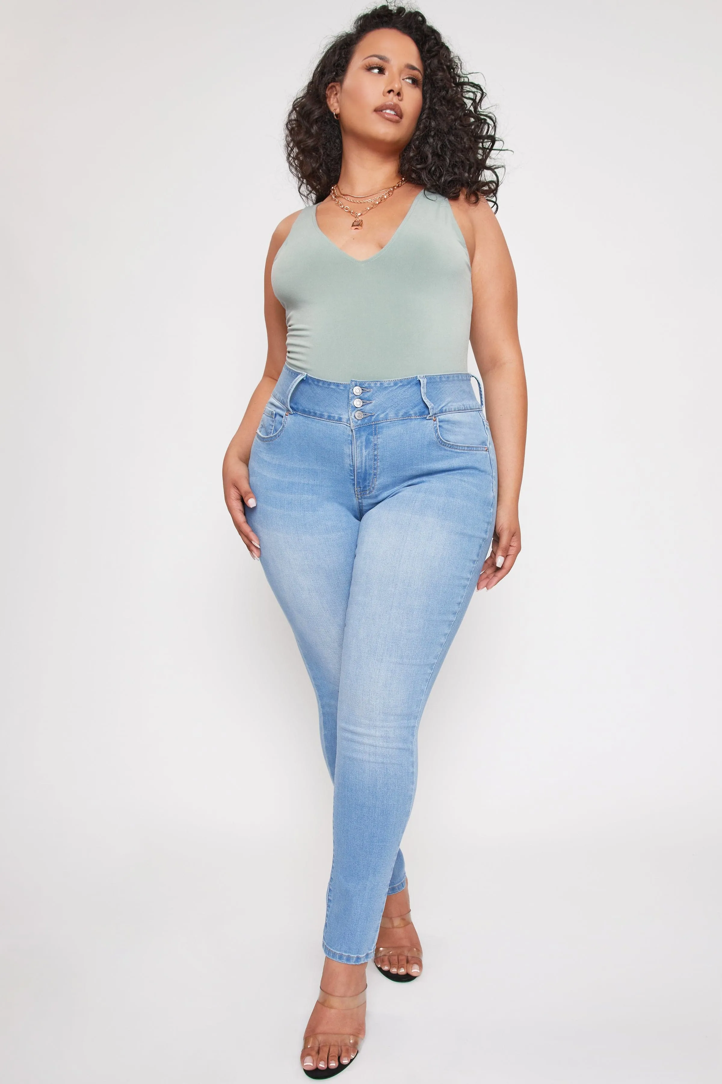 Plus Size Women's Essential  Skinny Jeans