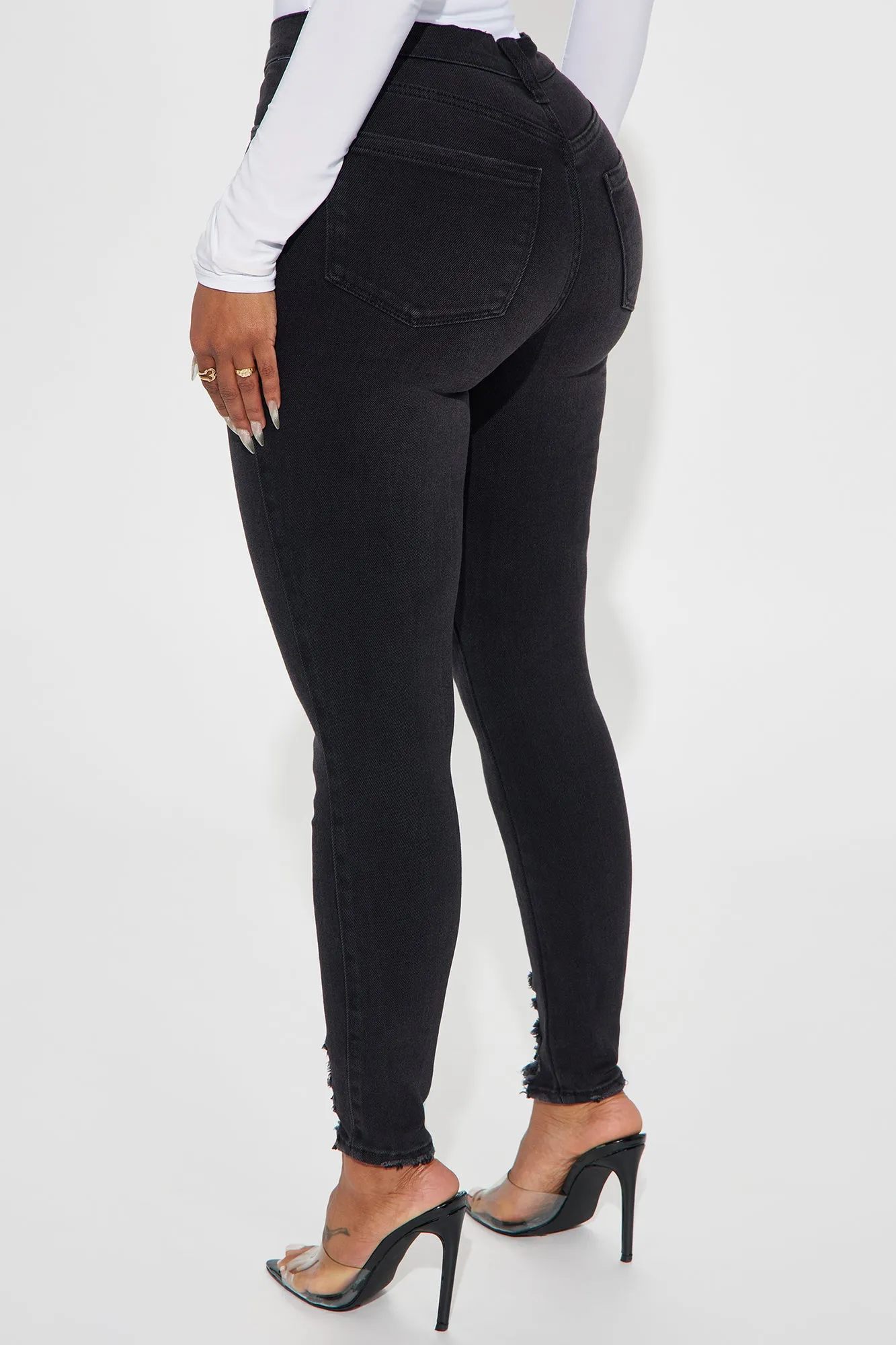 Trending Topic Stretch Skinny Jeans - Black Wash